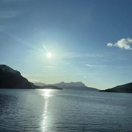 Дом отдыха Maxi With Sauna And Jacuzzi