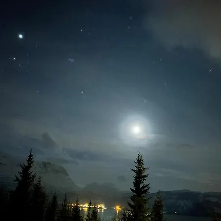 Maxi With Sauna And Jacuzzi