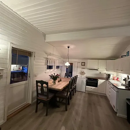 Maxi With Sauna And Jacuzzi Casa vacanze Kovan