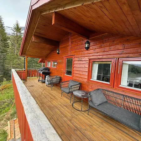 Maxi With Sauna And Jacuzzi * Kovan