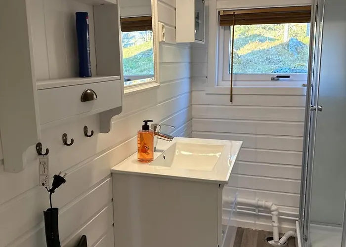 Maxi With Sauna And Jacuzzi Semesterbostad *