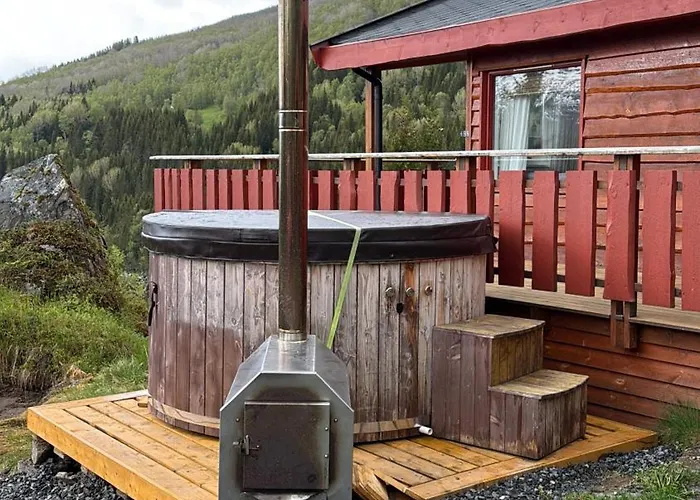 Maxi With Sauna And Jacuzzi * Kovan