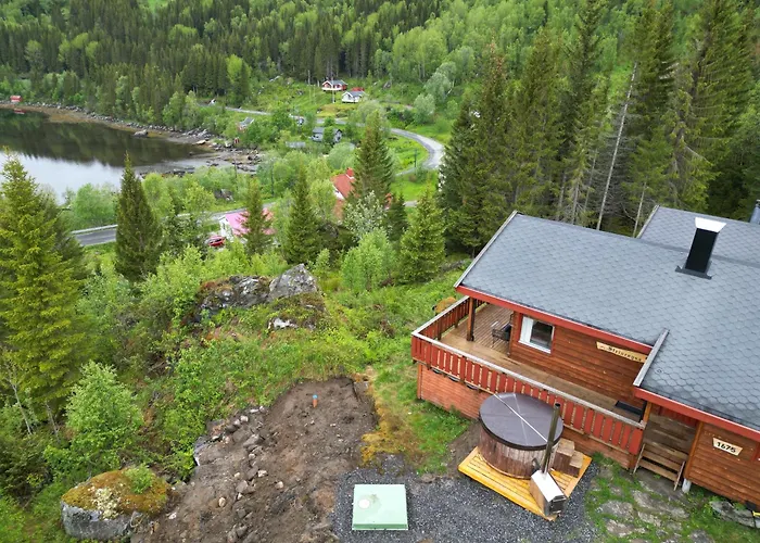Maxi With Sauna And Jacuzzi Kovan